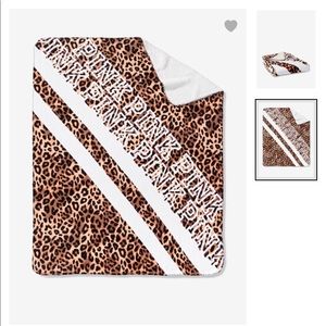 Victoria’s Secret Sherpa Blanket!